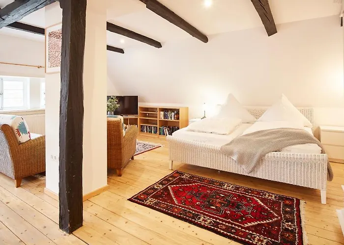 Appartementhotel Blomberger Hof 3*